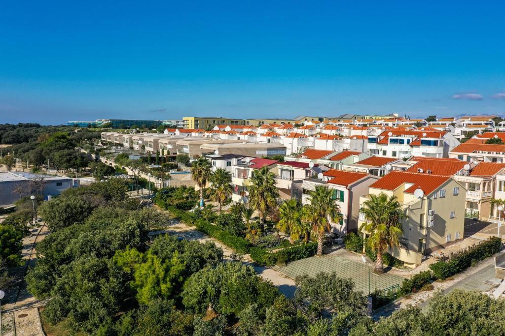 Apartments Malic Petrcane Buitenkant foto